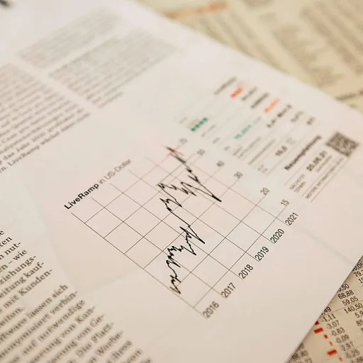 Choisir un BTS assurance et banque pour maîtriser ses finances et sa carrière